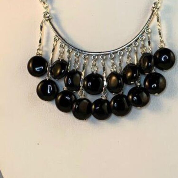 Silver Tone With Black Onyx Beads Choker Bib Necklace (NA93) - Picture 2 of 4